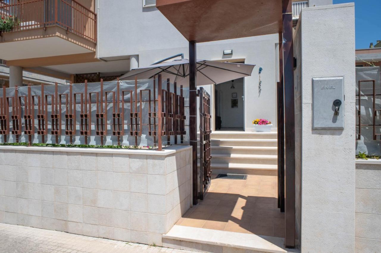 Wepuglia - Sunflower House Monopoli Eksteriør bilde