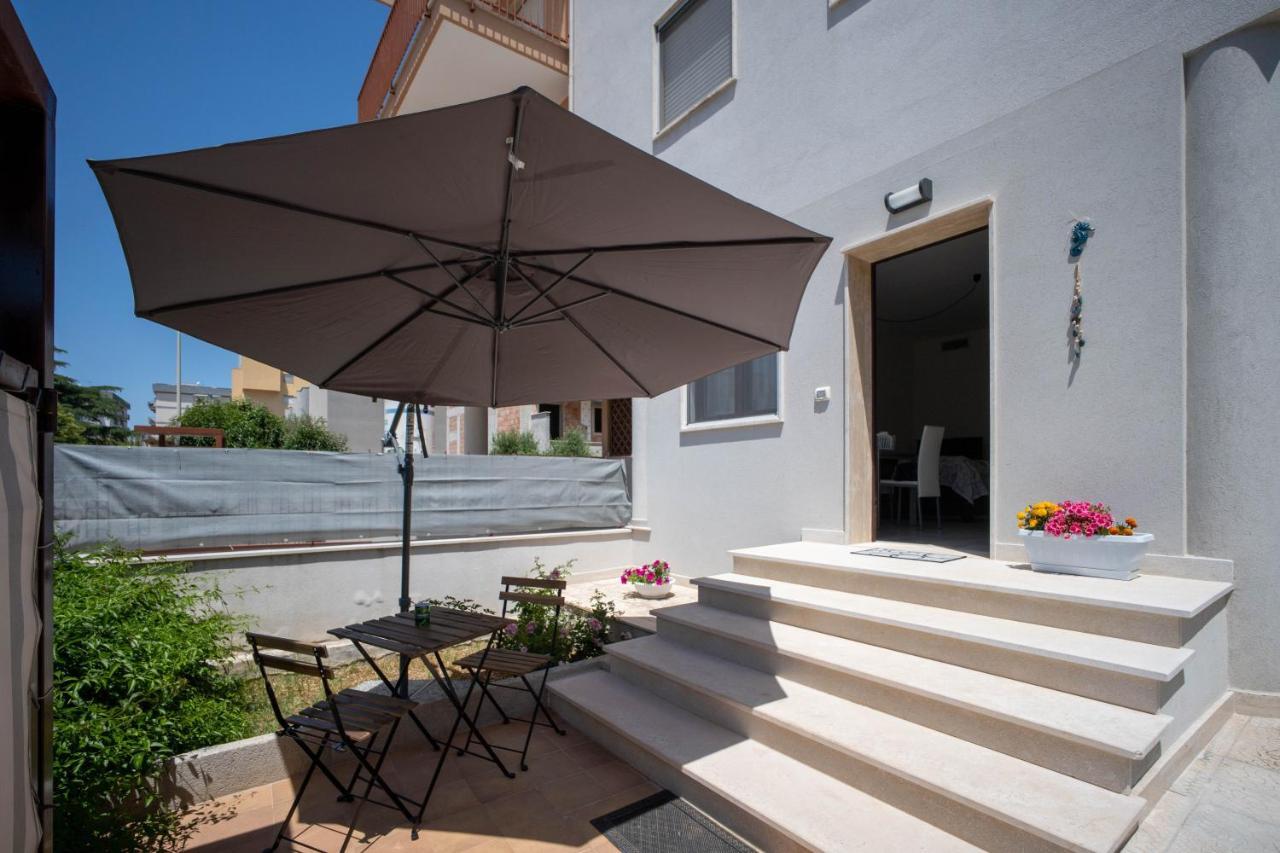 Wepuglia - Sunflower House Monopoli Eksteriør bilde